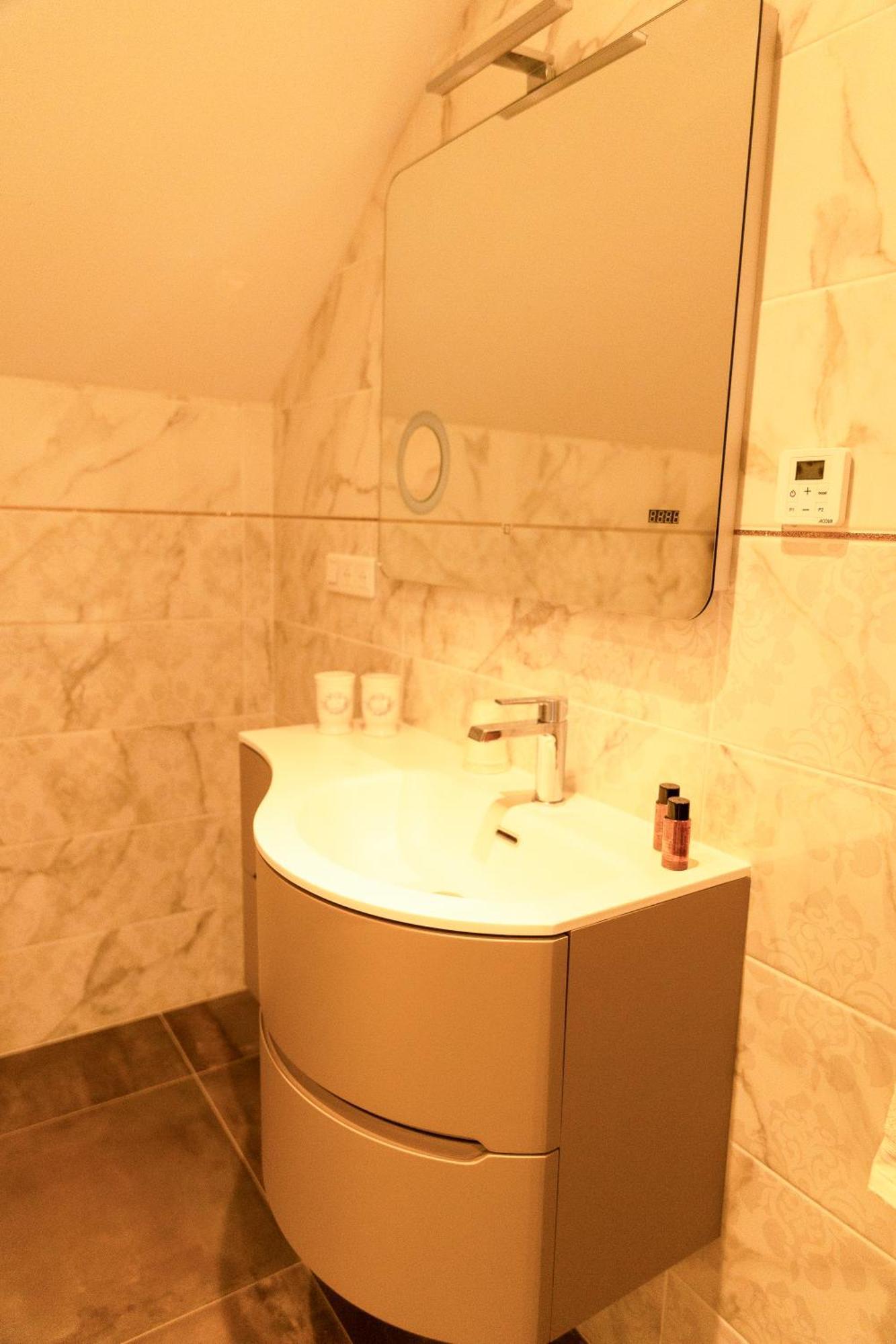 Chambre D'Hote Les Ondines Вине Экстерьер фото